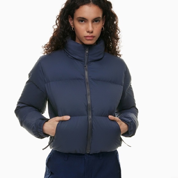 Aritzia Mega Puff - Picture 6 of 6